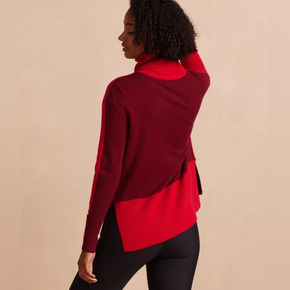 Summersalt The Coziest Cashmere Blend Turtleneck in Pinot & Lava - Picture 2 of 7